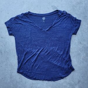 SO Cold-Shoulder Blouse